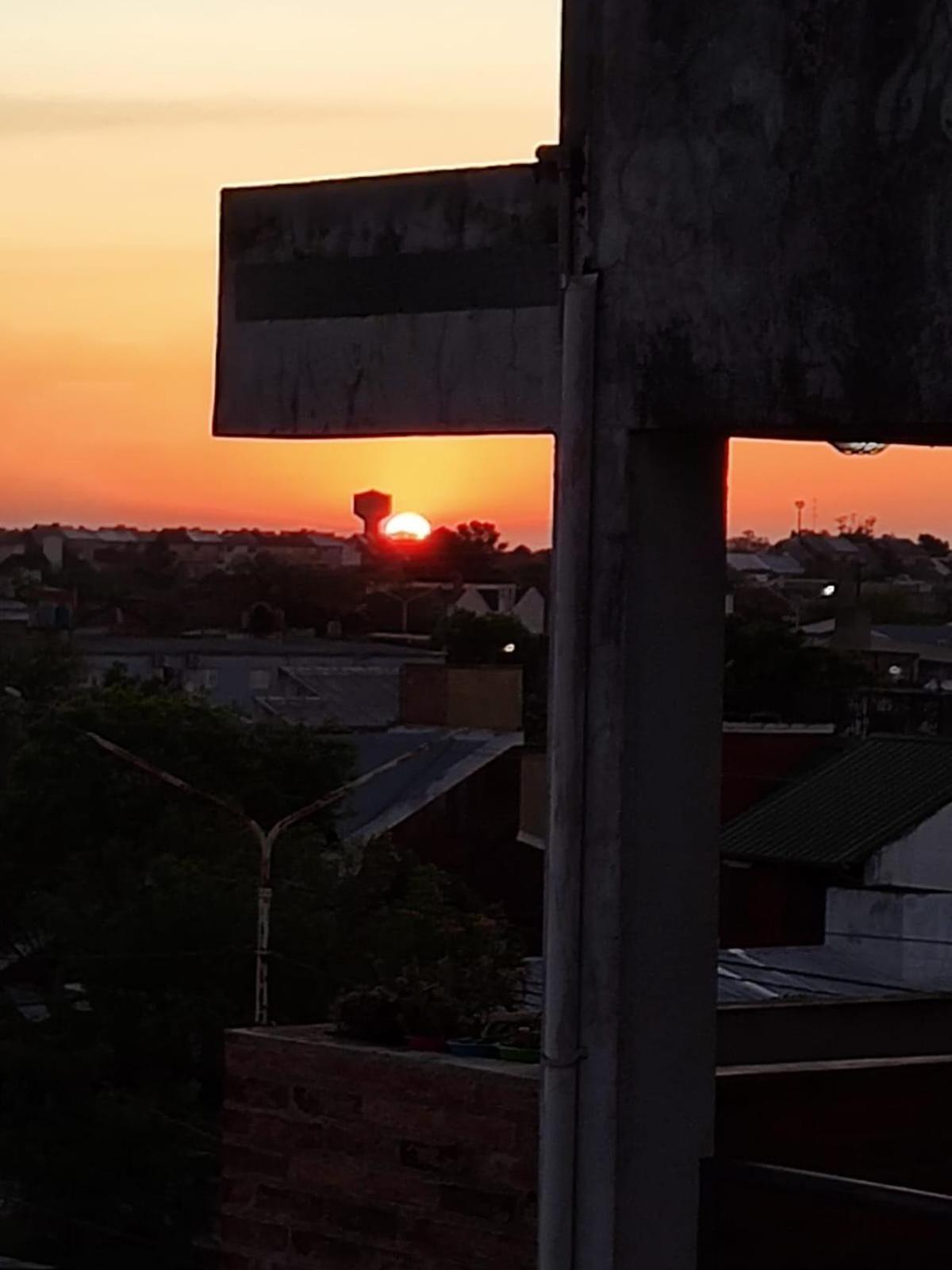 Апартаменти Moderno Departamento Con Balcon Y Vista Al Atardecer Ресістенсія Екстер'єр фото